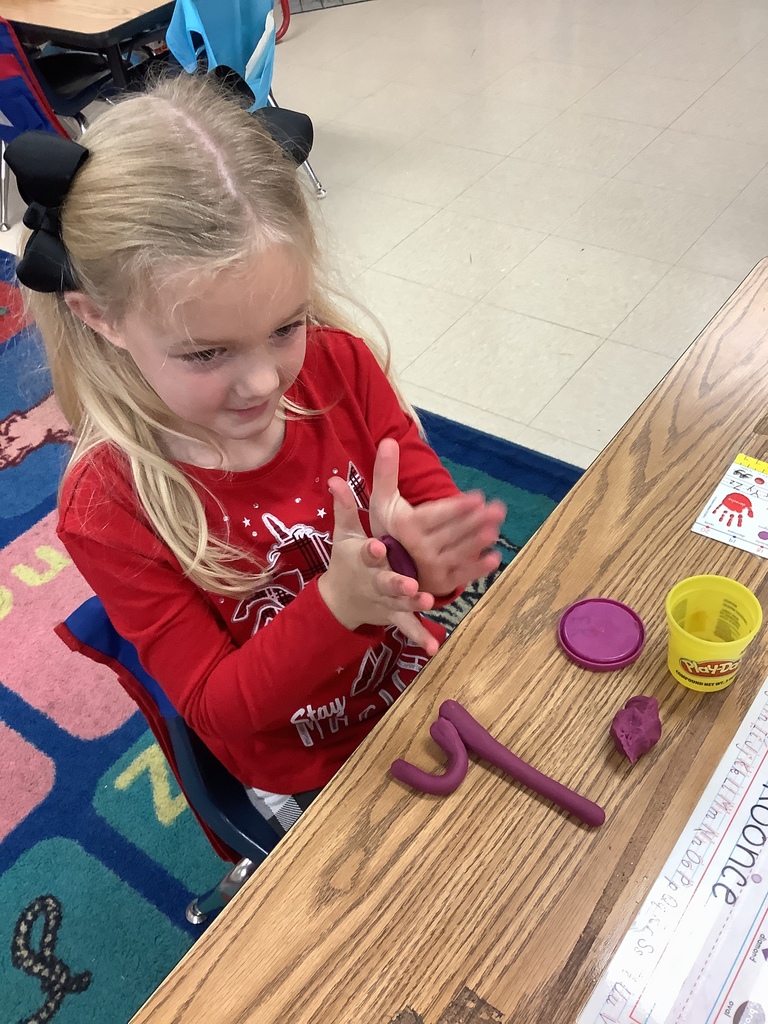 making the letter h with playdough
