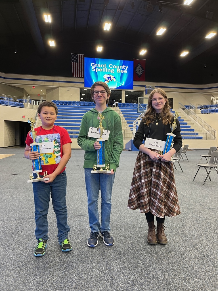 top three winners at the Grant County Spelling Bee